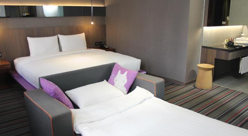Image of Grand Suite with 1 Double Bed and 1 Sofa Bed 5