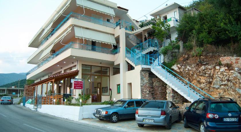 Let Rooms Lukova — Hotel in Lukove