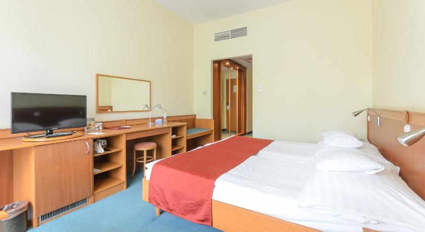 Image of Double Room with Balcony 4