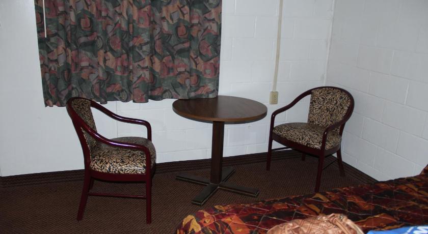 Choice Inn San Antonio - image 17