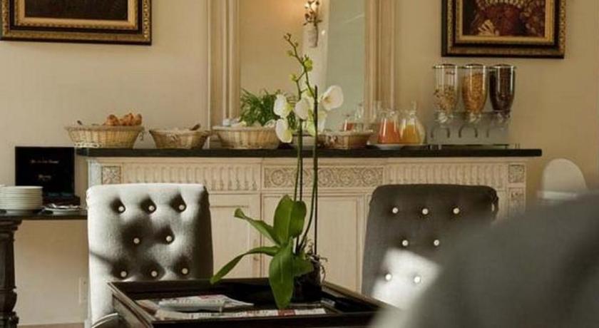 Chateau De Lazenay - Residence Hoteliere photo