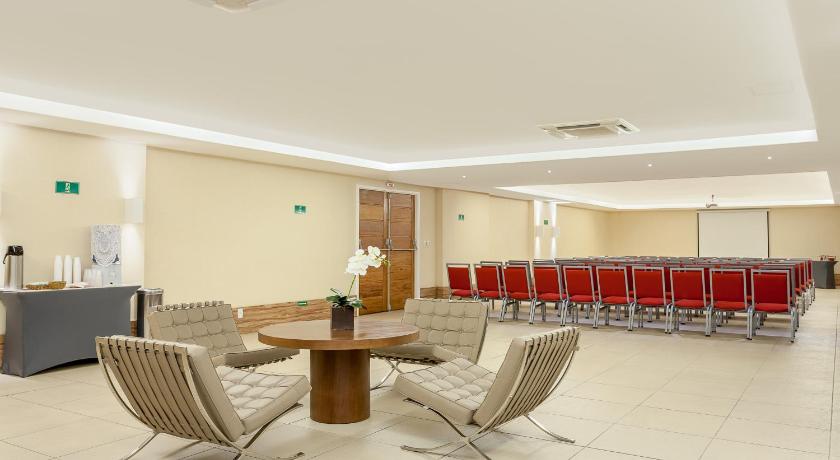 Ramada Hotel & Suites Macae