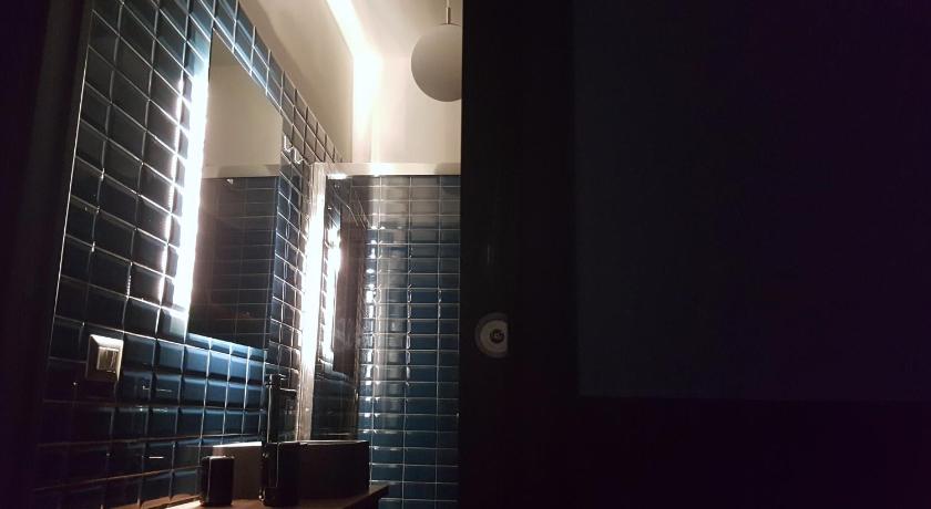 Cloister inn photo