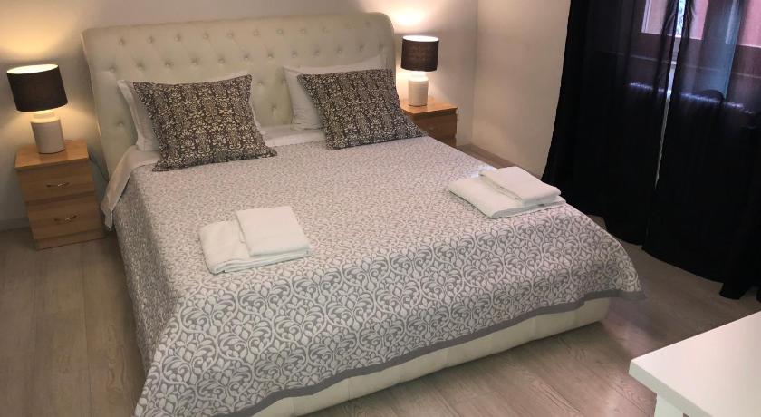 Bb Piazza Grande In Bologna Room Deals Photos Reviews