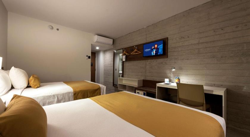 Microtel Inn & Suites by Wyndham San Luis Potosi