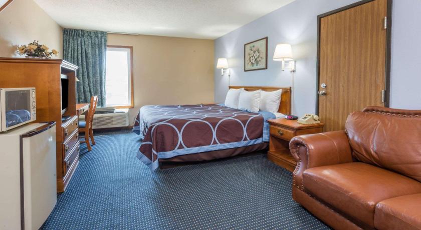 Super 8 By Wyndham O'Fallon Mo/St. Louis Area