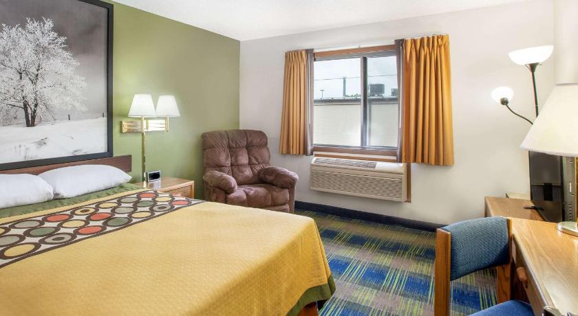 Super 8 By Wyndham Columbus