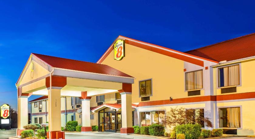 Super 8 By Wyndham Morristown/South