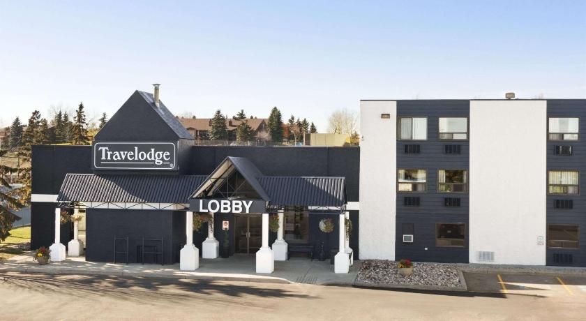 Travelodge by Wyndham Edmonton South photo