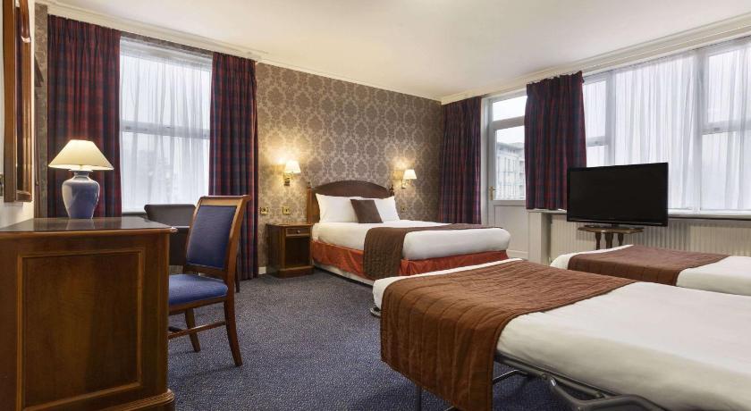 Ramada by Wyndham Crawley Gatwick