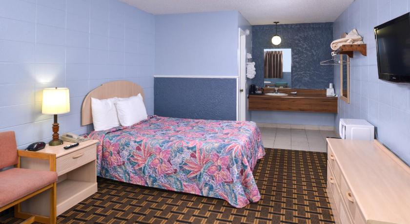 Americas Best Value Inn & Suites Branson - Near the Strip