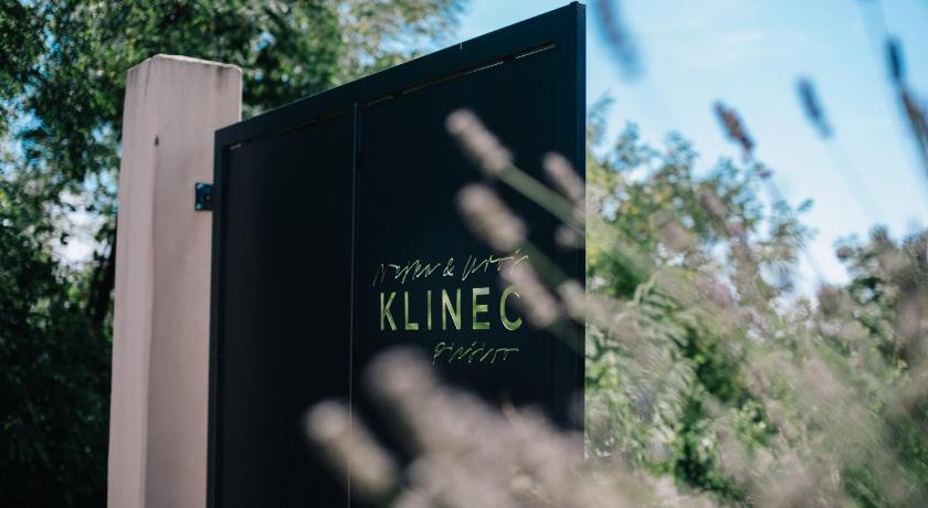 Klinec Plesivo Art Rooms — Hotel in Ceglo
