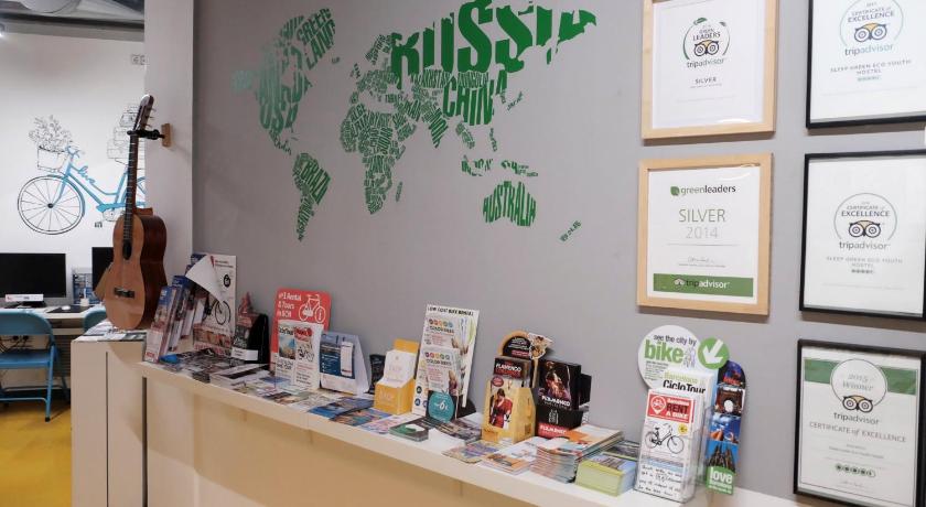 Sleep Green - Certified Eco Youth Hostel Barcelona - image 9