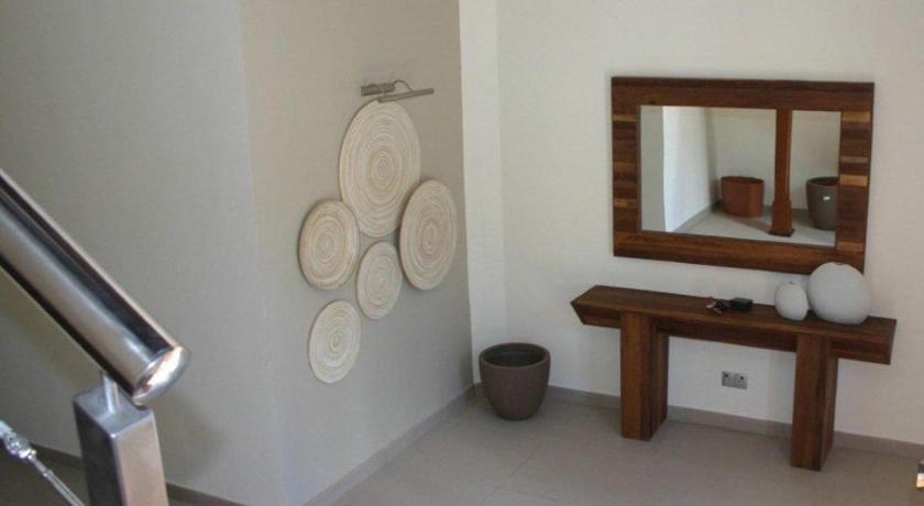 Olana Beachfront Apartments photo