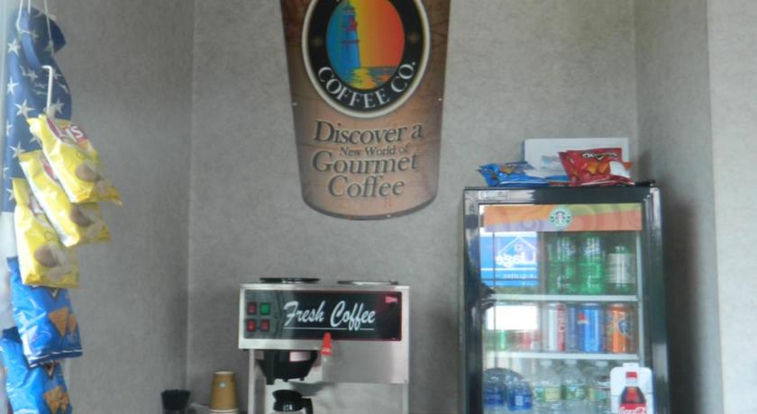 Village Inn & Suites - Smithville photo