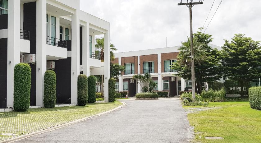 Image of Two-Bedroom House 9