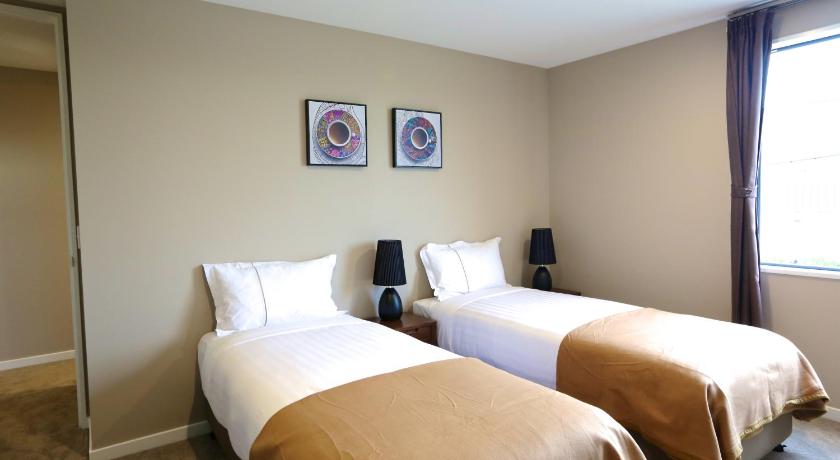 Golden Sun Apartment -Two bedrooms, Three bedrooms photo