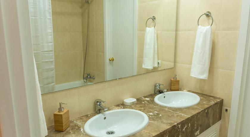 Alfalfa Deluxe Apartment - image 10