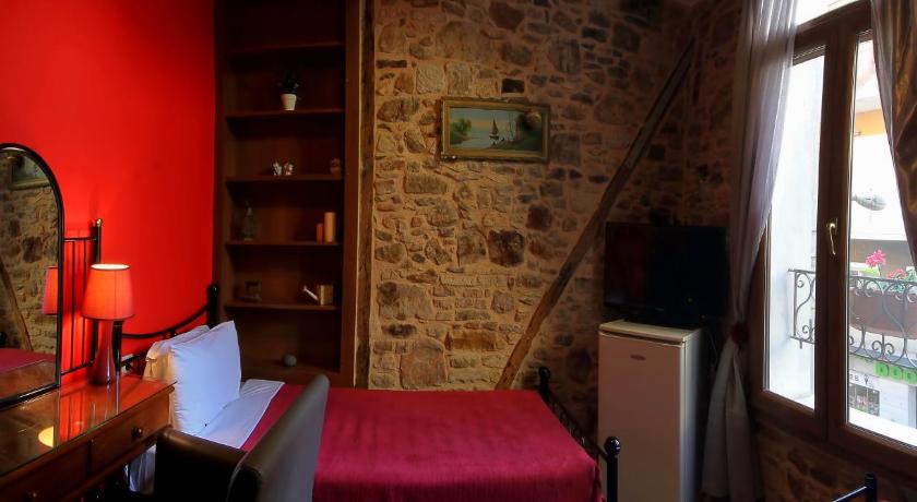 Ionia rooms photo