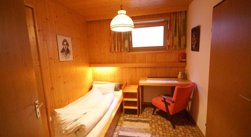 Haus Oblasser photo