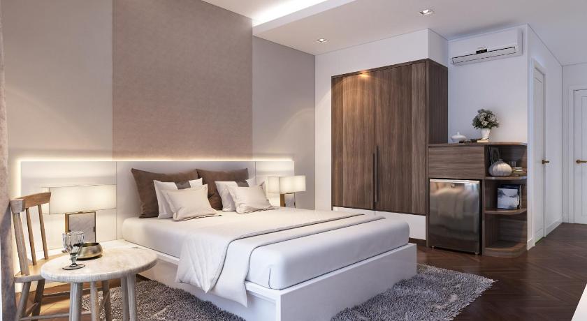 Ha Noi Hotel near Tan Son Nhat International Airport photo
