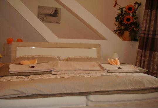 Bild av Dubbelrum Large med balkong (Large Double Room with Balcony) 2