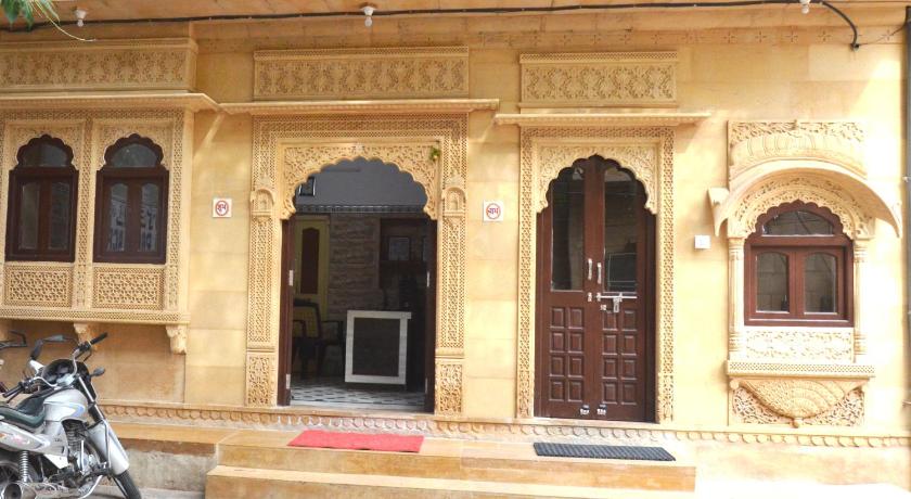 Hotel Renuka - image 11
