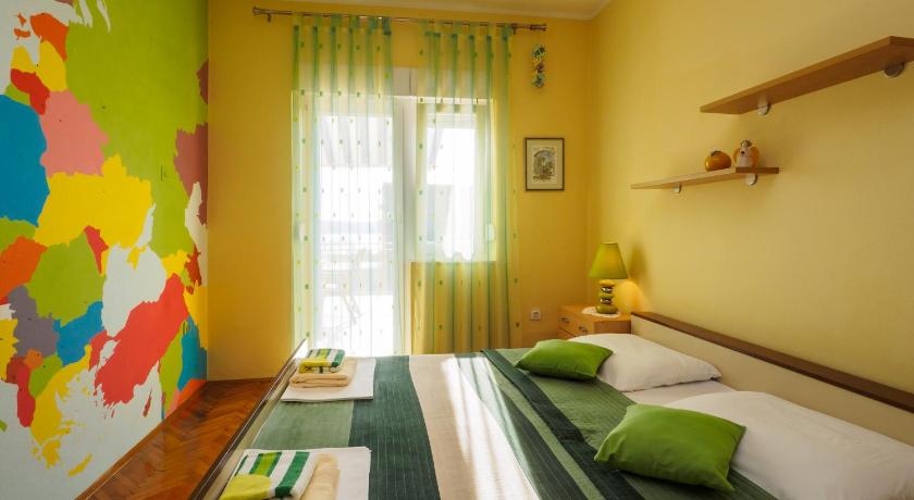 Relaxing Seaview Apartment Barac on Separated Floor — Hotel in Crikvenica