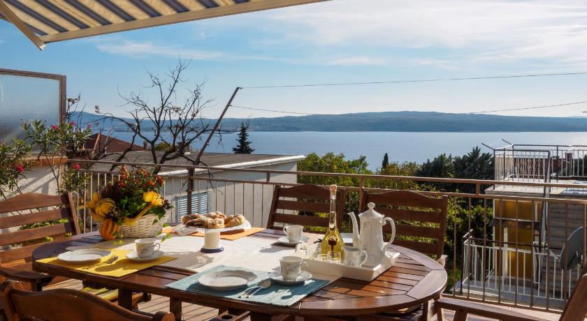 Relaxing Seaview Apartment Barac on Separated Floor photo