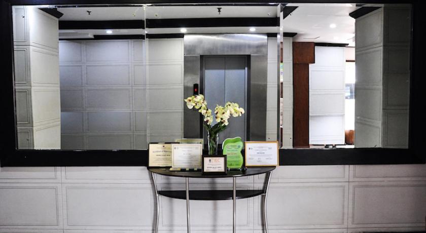 セブ Golden Valley Hotel 3つ星 ホテル 眺望