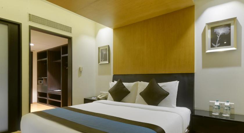 Davanam Sarovar Portico Suites