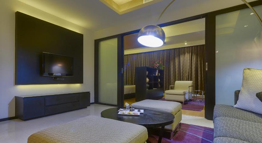 Davanam Sarovar Portico Suites