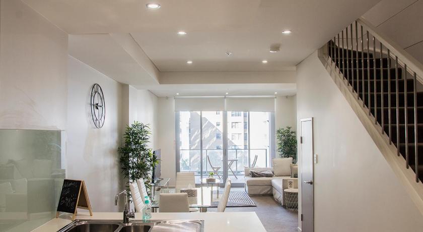 Cozy 2 Bedrooms Apt Close To Cbd Airport Apartment Sydney