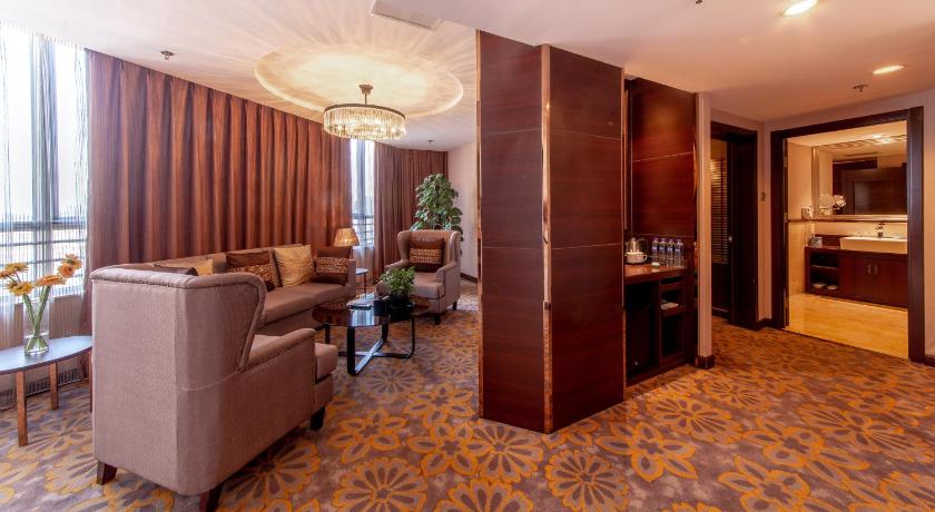 Image of Business Suite 11