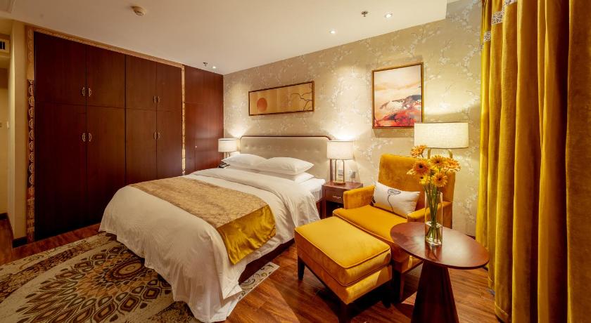 Image of Family Suite Room 14