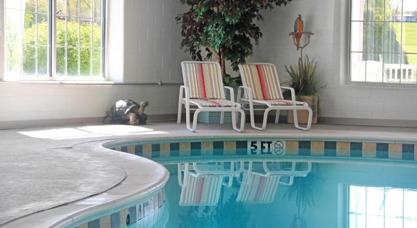 Essenhaus Inn & Conf. Center photo