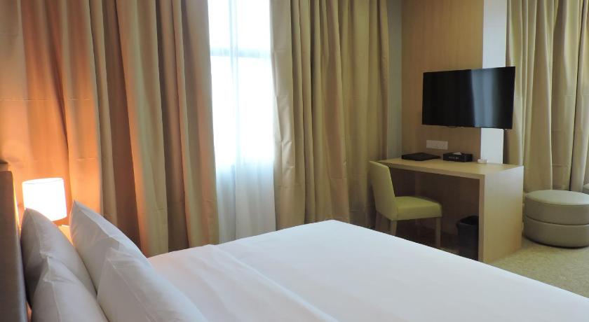 Image of Junior Suite 3