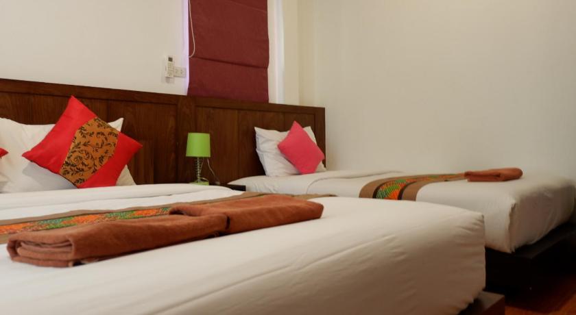 Image of Superior Triple Room 6
