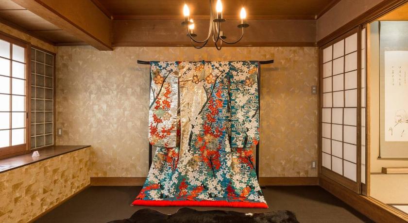 京都 京都二条城近く京町屋120年の歴史に泊まる 4星级 住宿 泳池