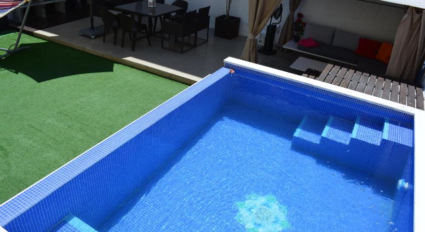 Jose &amp; Ester House — Hotel in Sintra