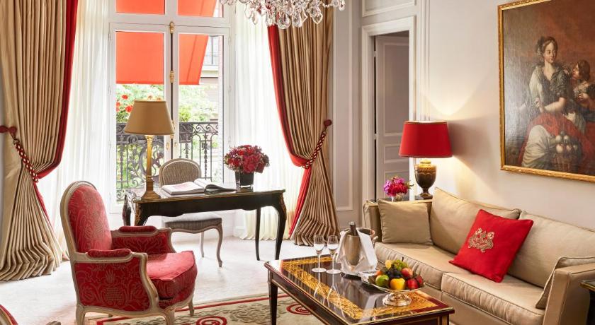 Hotel Plaza Athenee - Dorchester Collection