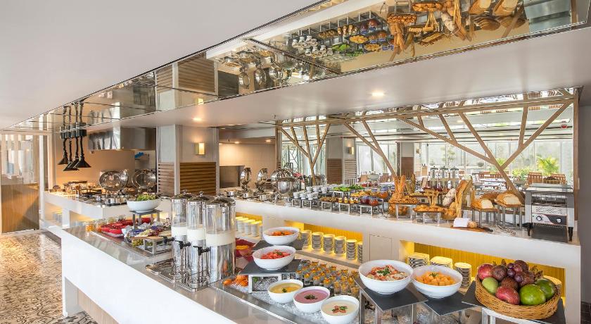 Eastin Ashta Resort Canggu - image 22