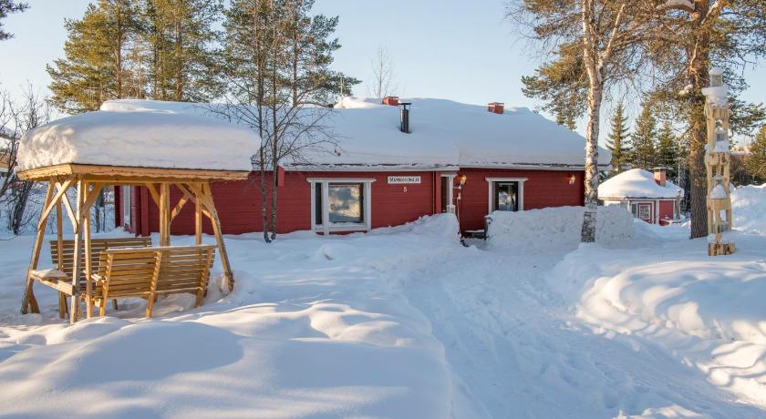 Image of Four-Bedroom House with Sauna 1