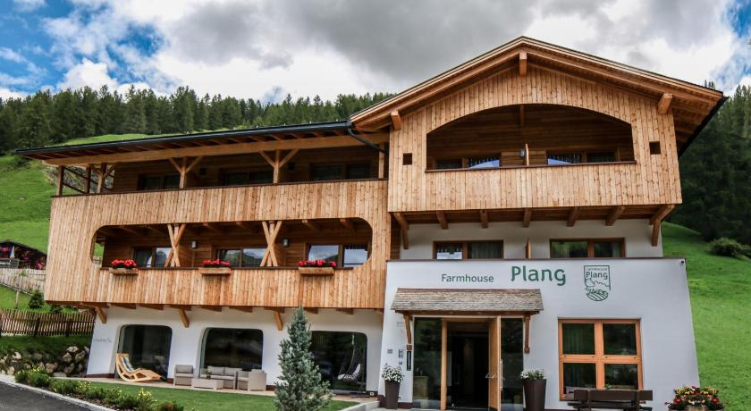 Plang Farmhouse — Hotel in Badia