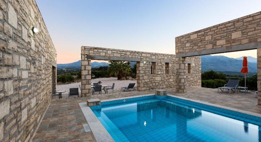 Villa Ypsilon photo