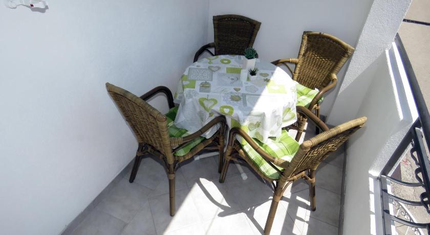 Lux Dalmatia I & R photo