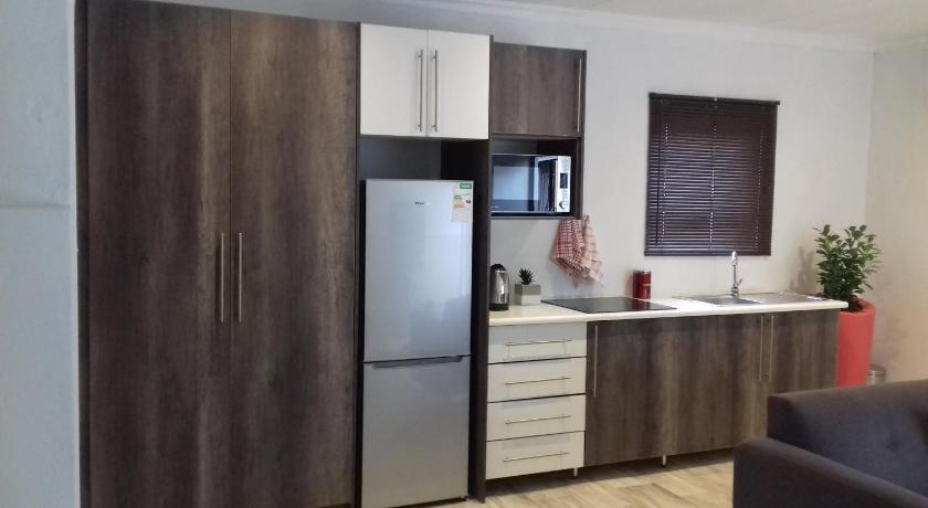 Mayberrypark Guest Lodge Prices Photos Reviews Address Boksburg