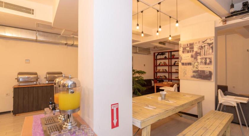 Rumours Inn - image 3