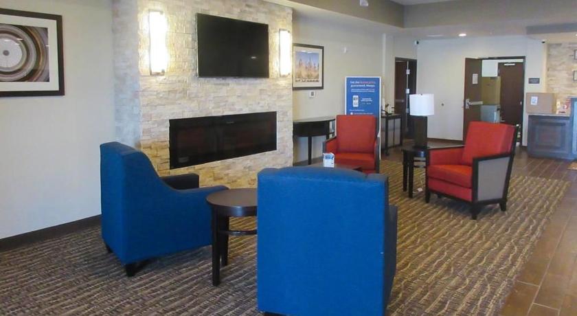 Comfort Suites Denver International Airport