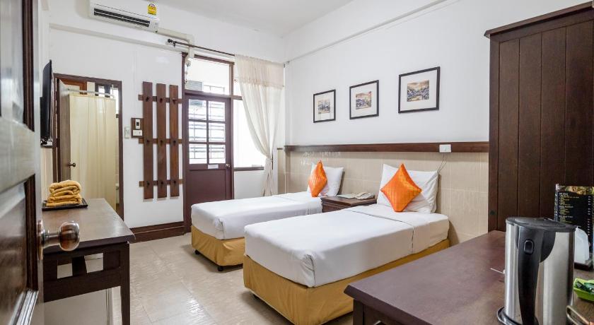 Image of Standard Room - Smoking 5